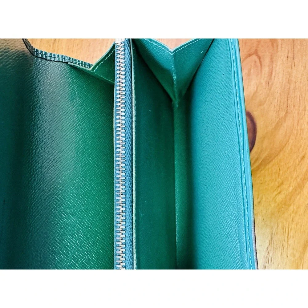 LOUIS VUITTON‎ Long Wallet Epi Porneo Green Women's Inner Zipper Pre-owned